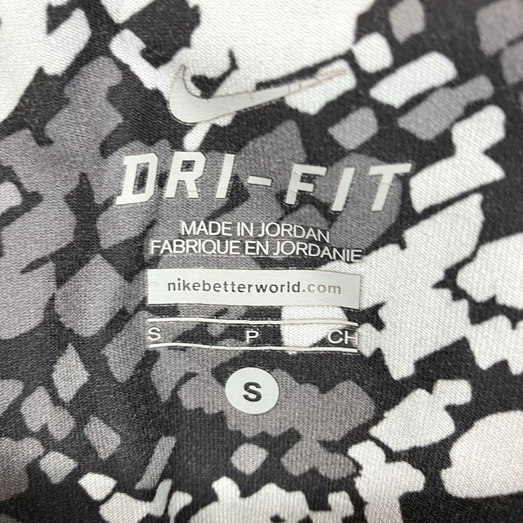 Nike Nike Dri Fit Leggings Women's Small Gray Camouflage Workout One Legend Pant Size 28" / US 6 / IT 42 - 3 Thumbnail
