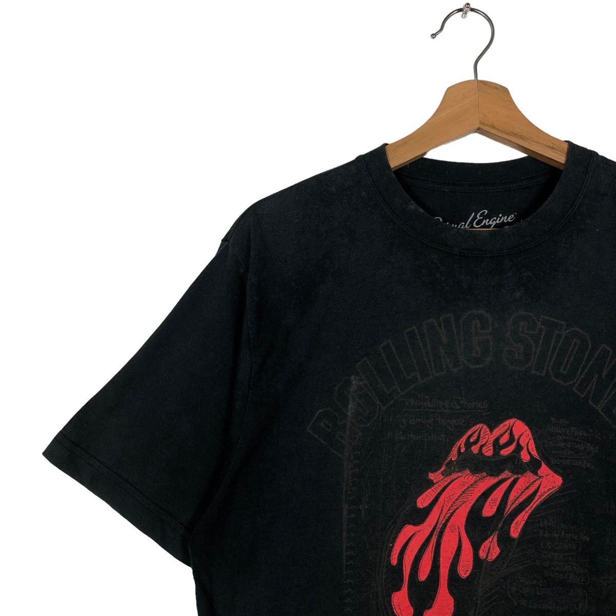 Japanese Brand 🔥Rare Short Sleeve T-Shirt Rolling Stone Big Logo Size US L / EU 52-54 / 3 - 7 Thumbnail