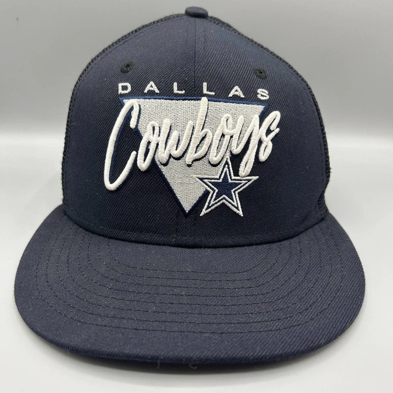 New Era Dallas Cowboys Trucker Hat Men Embroidered Snap Back Cap Size ONE SIZE - 1 Thumbnail