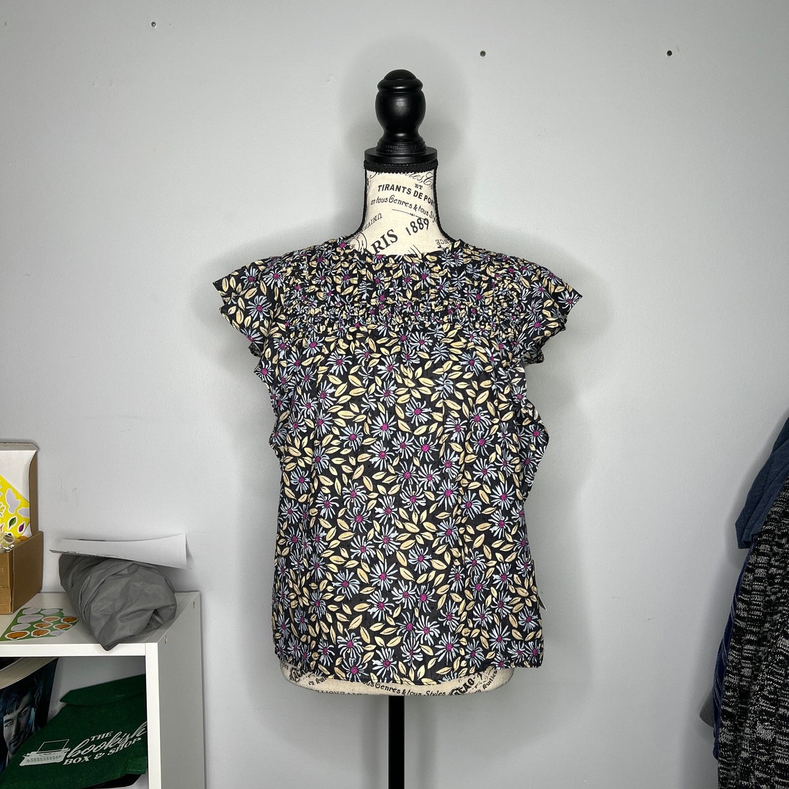 Joie Isa Reut Ruffled Embroidery Dot Smocked Floral Blouse Size S / US 4 / IT 40 - 16 Thumbnail