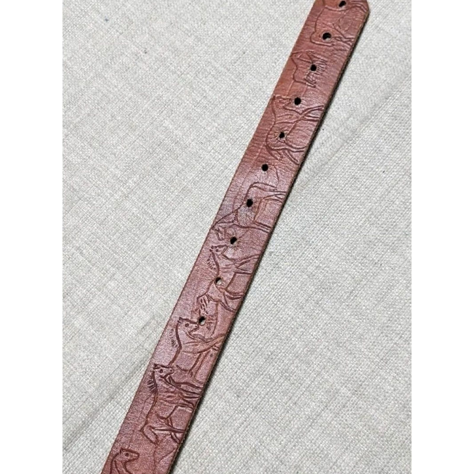 Vintage VINTAGE tooled buckle belt HORSES handcrafted 30 cowhide leather WESTERN cowboy Men Size 30 Brown Size 30 - 7 Thumbnail