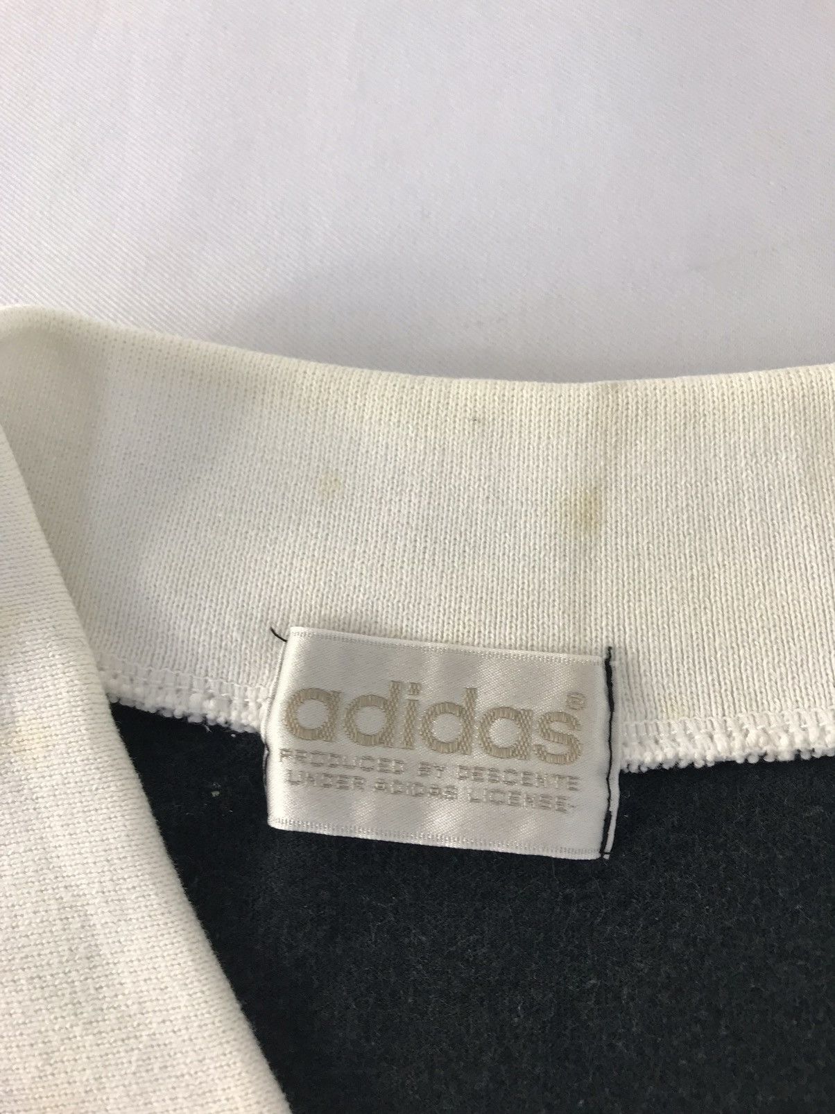 Adidas 90s Adidas Sportswear V Neck Striped Ringer Printed Tee Size US M / EU 48-50 / 2 - 6 Thumbnail