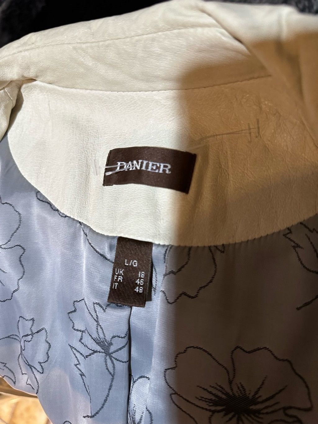 Danier Danier genuine leather off white size L, Size L / US 10 / IT 46 - 12 Thumbnail