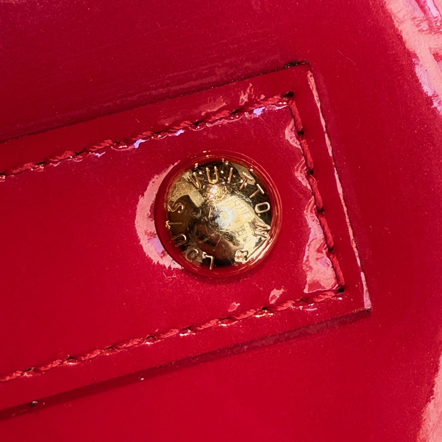 Louis Vuitton Louis Vuitton 2015 Red Monogramme Vernis Alma BB Bag Size ONE SIZE - 20 Thumbnail