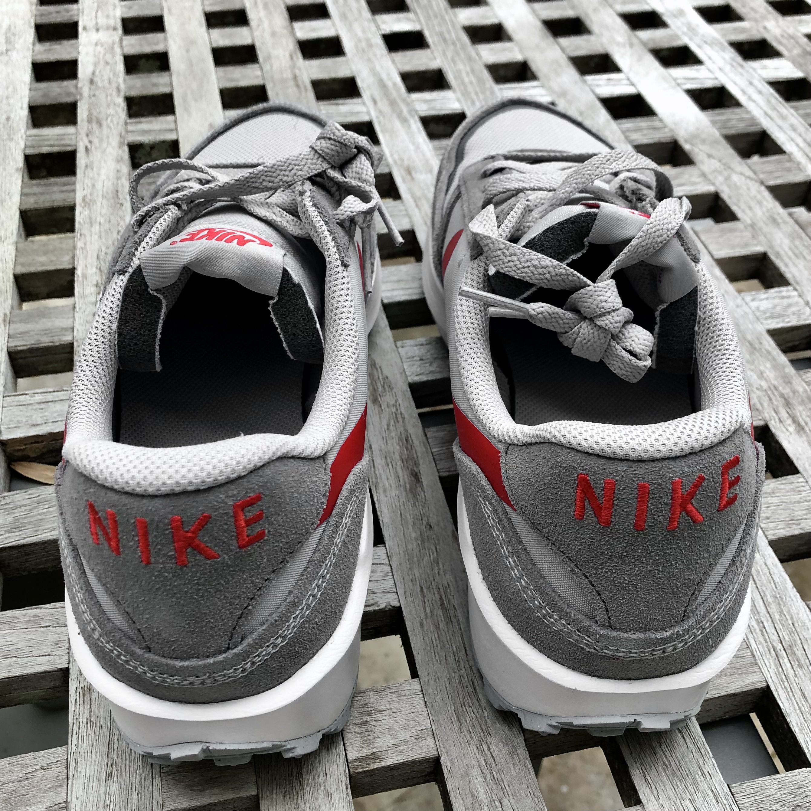 Nike Nike Waffle Nav Gray Red Sneakers Shoes Sz 9.5 Size US 9.5 / EU 42-43 - 4 Thumbnail