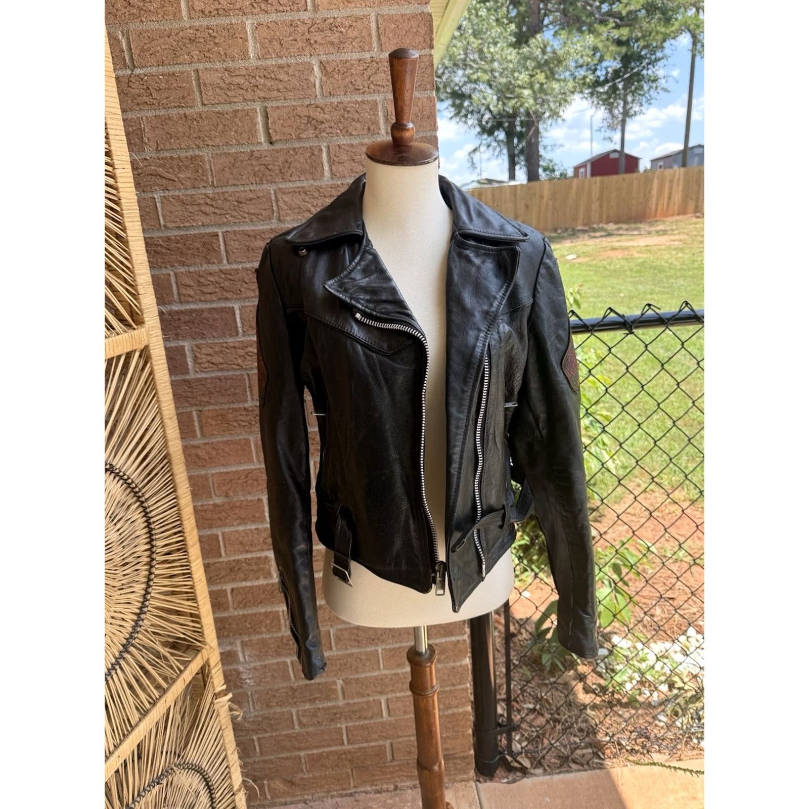 Vintage VINTAGE Universal Rider Women’s Jacket Leather Motorcycle USA Black S Womens Size S / US 4 / IT 40 - 7 Thumbnail
