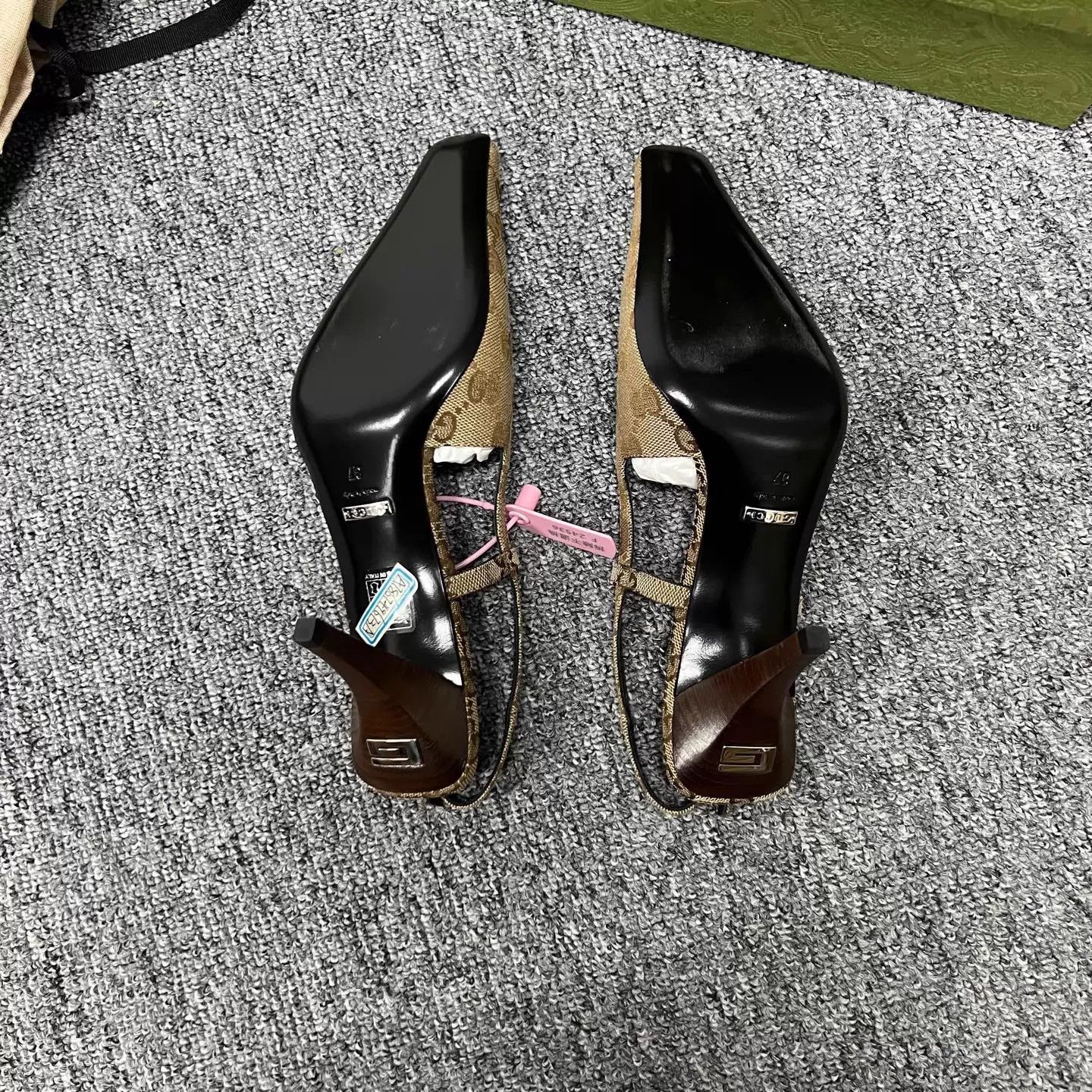 Gucci Gucci GG Monogram Square Toe Kitten 37 EU (Worn Once) Size US 6.5 / IT 36.5 - 5 Thumbnail