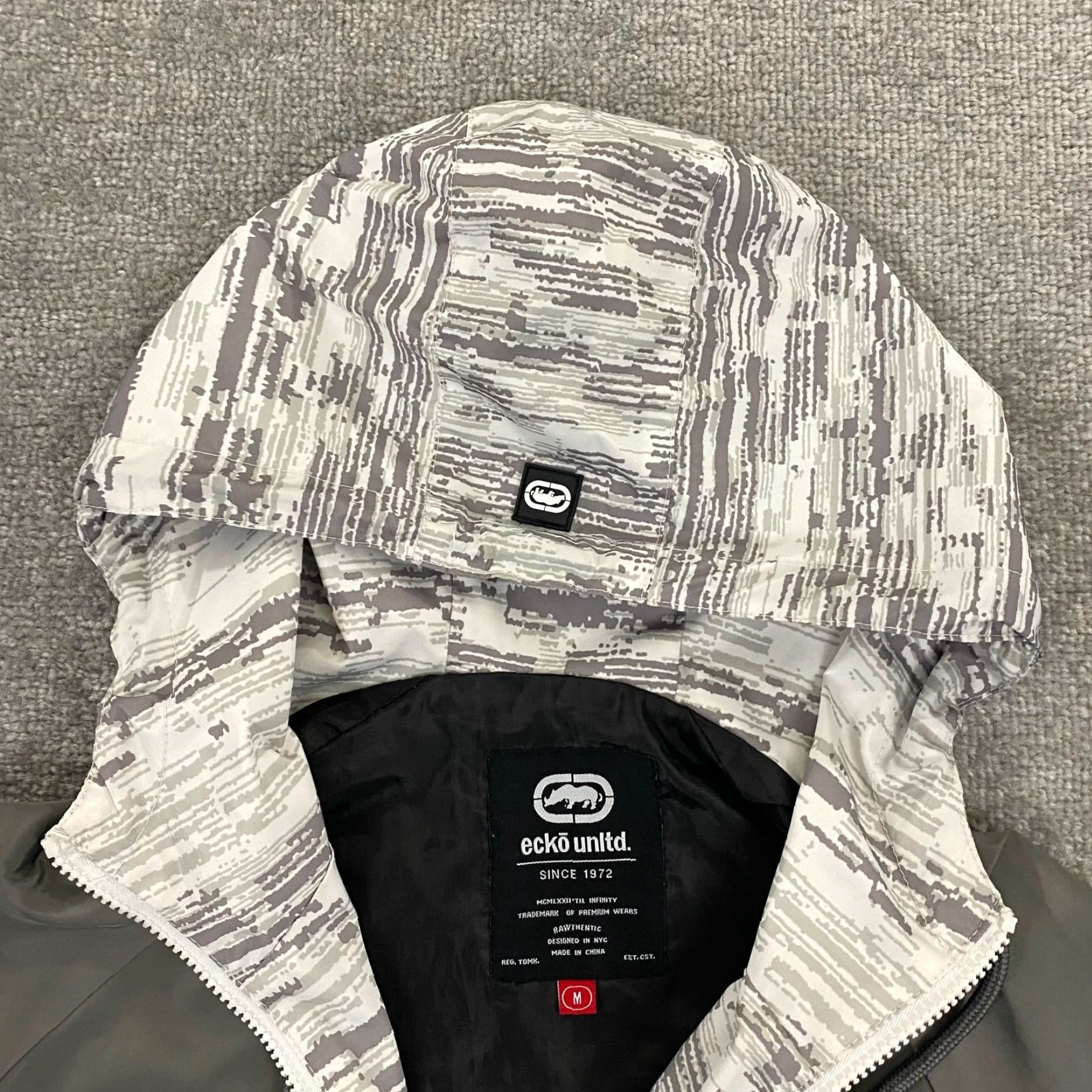 Ecko Unltd. ECKO UNLTD Jacket Men Medium Gray Camouflage Hooded Windbreaker Y2K Skater Rhino Jacket Size US M / EU 48-50 / 2 - 5 Thumbnail