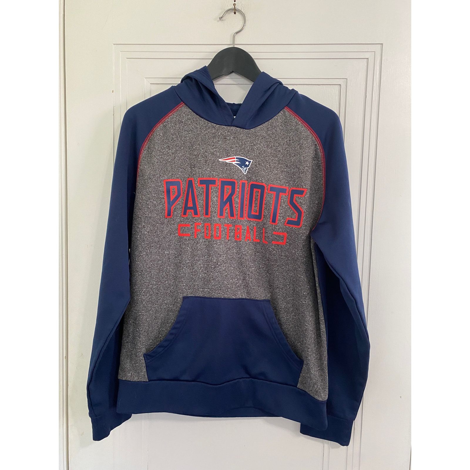 NFL New England Patriots Hoodie Sweatshirt Men's Size Medium Size US M / EU 48-50 / 2 - 1 Thumbnail