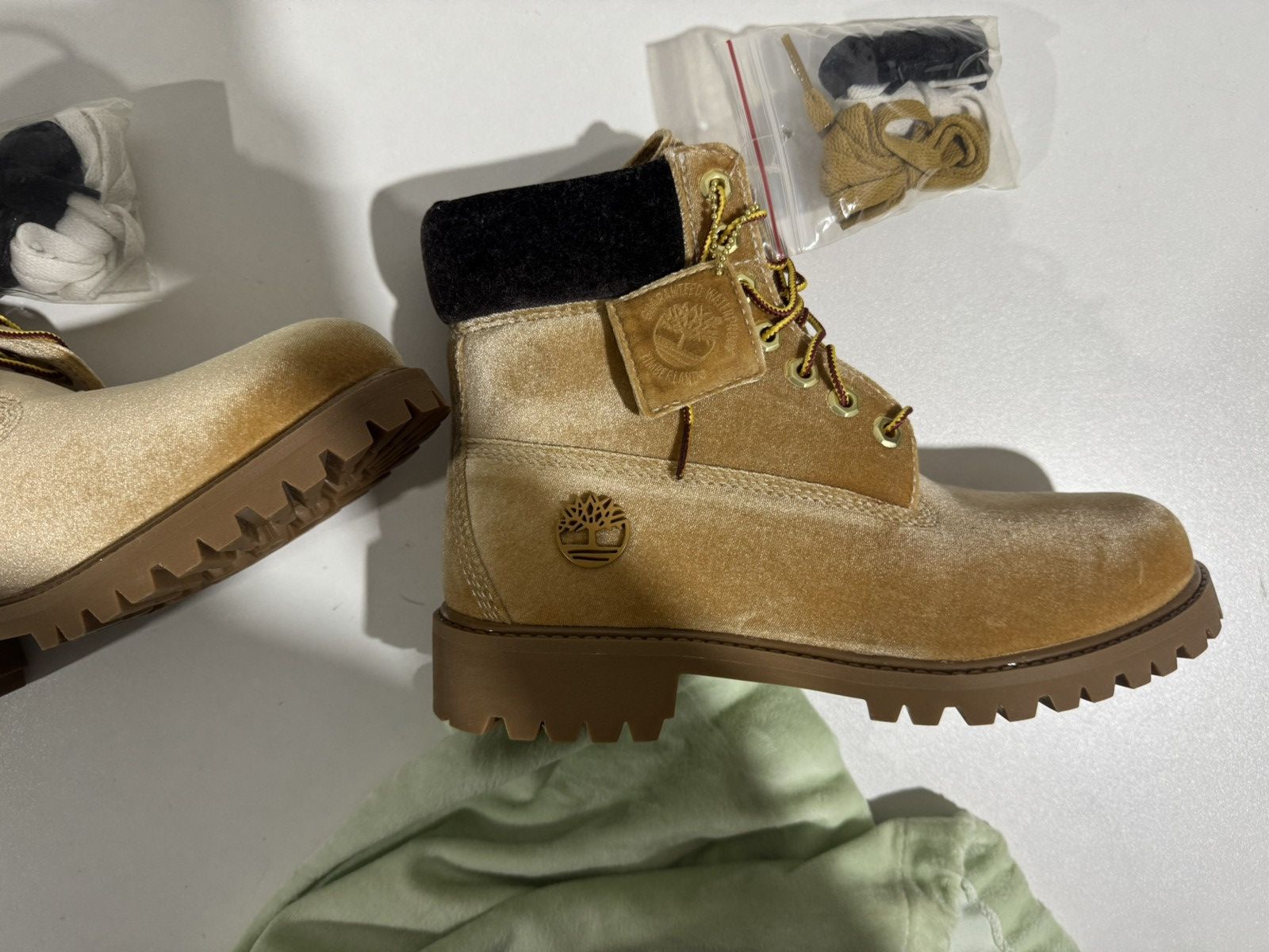 Off-White × Timberland Timberland 6” boot wheat velvet Size US 7.5 / EU 40-41 - 6 Thumbnail