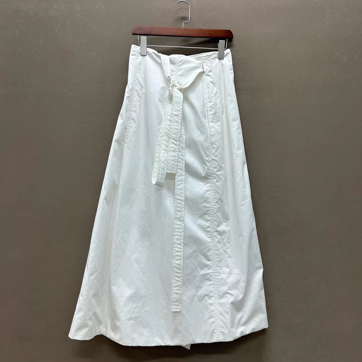 Celine Celine White Women's Skirt 38 Size 26" / US 2 / IT 38 - 1 Thumbnail