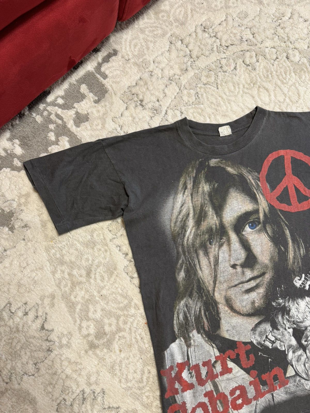 Band Tees Vintage Kurt Cobain Graphic Tee - Nirvana Band Shirt Size US M / EU 48-50 / 2 - 3 Thumbnail
