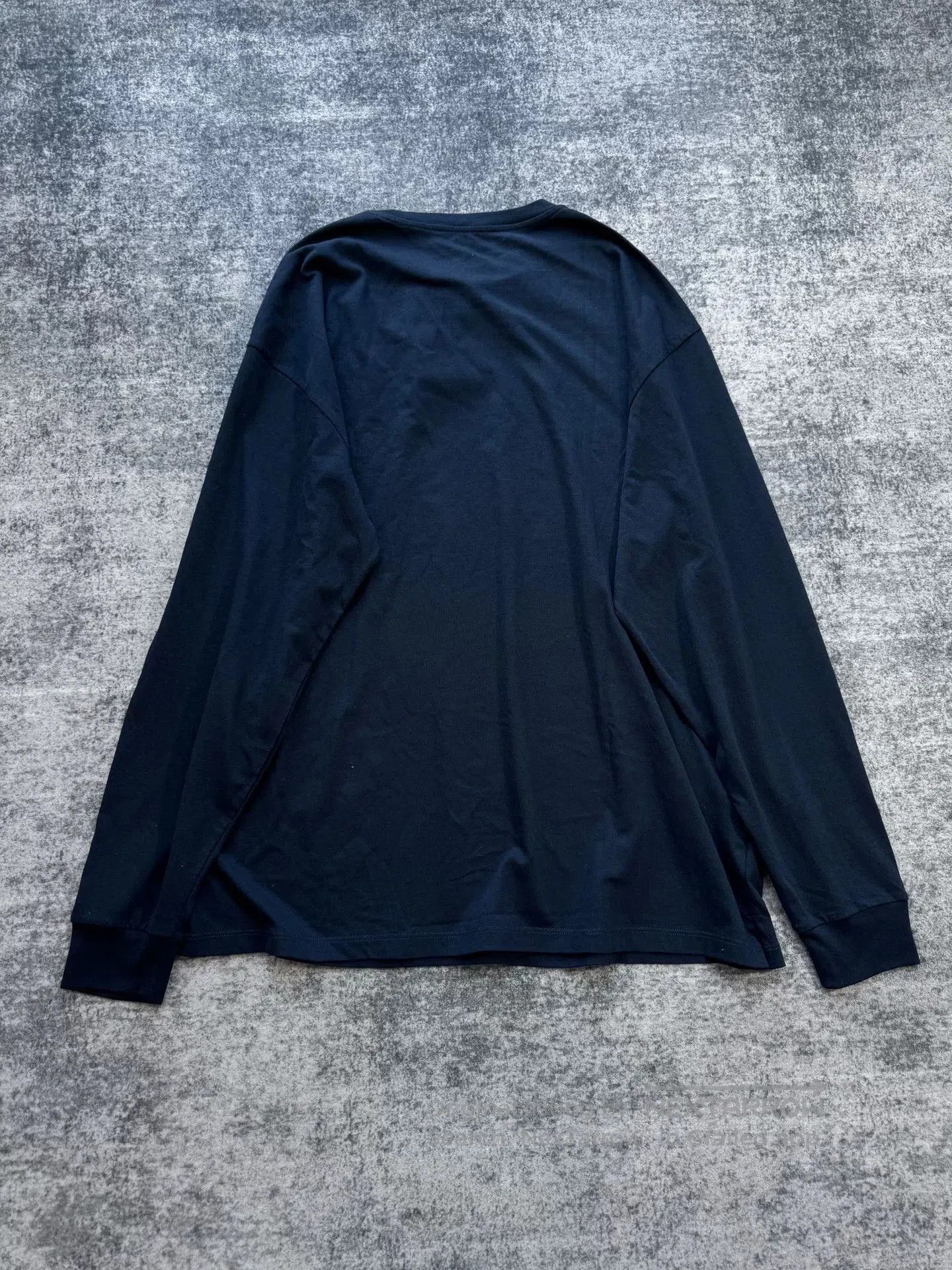 Miu Miu Miu Miu Navy Long Sleeve Logo Top. Size M / US 6-8 / IT 42-44 - 2 Thumbnail