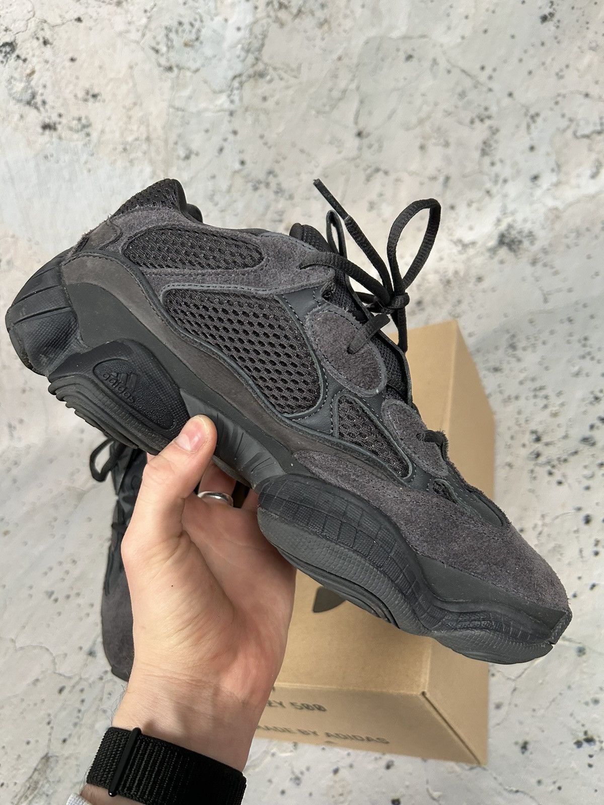 Adidas × Kanye West Yeezy 500 Utility Black Adidas Kanye West Hype Streetwear Size US 9 / EU 42 - 6 Thumbnail