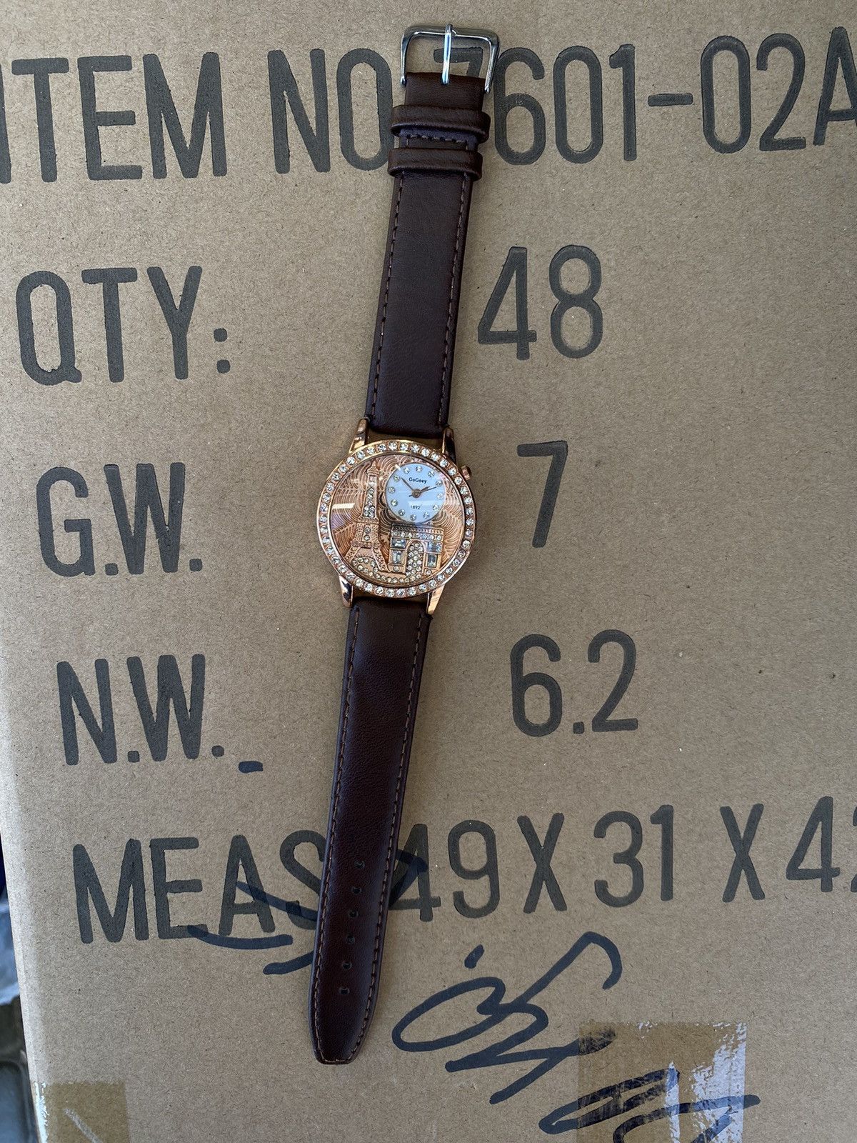 Jewelry × Vintage Sparkling Crystal Design Wristwatch - Japanese Brand Size ONE SIZE - 1 Thumbnail