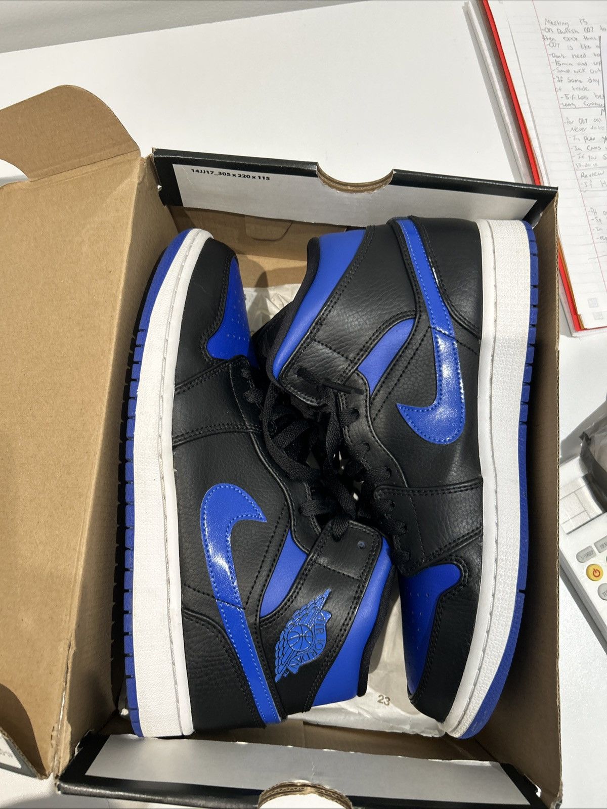 Jordan Brand Air Jordan 1 Mid Black Hyper Royal White Size US 9 / EU 42 - 11 Thumbnail