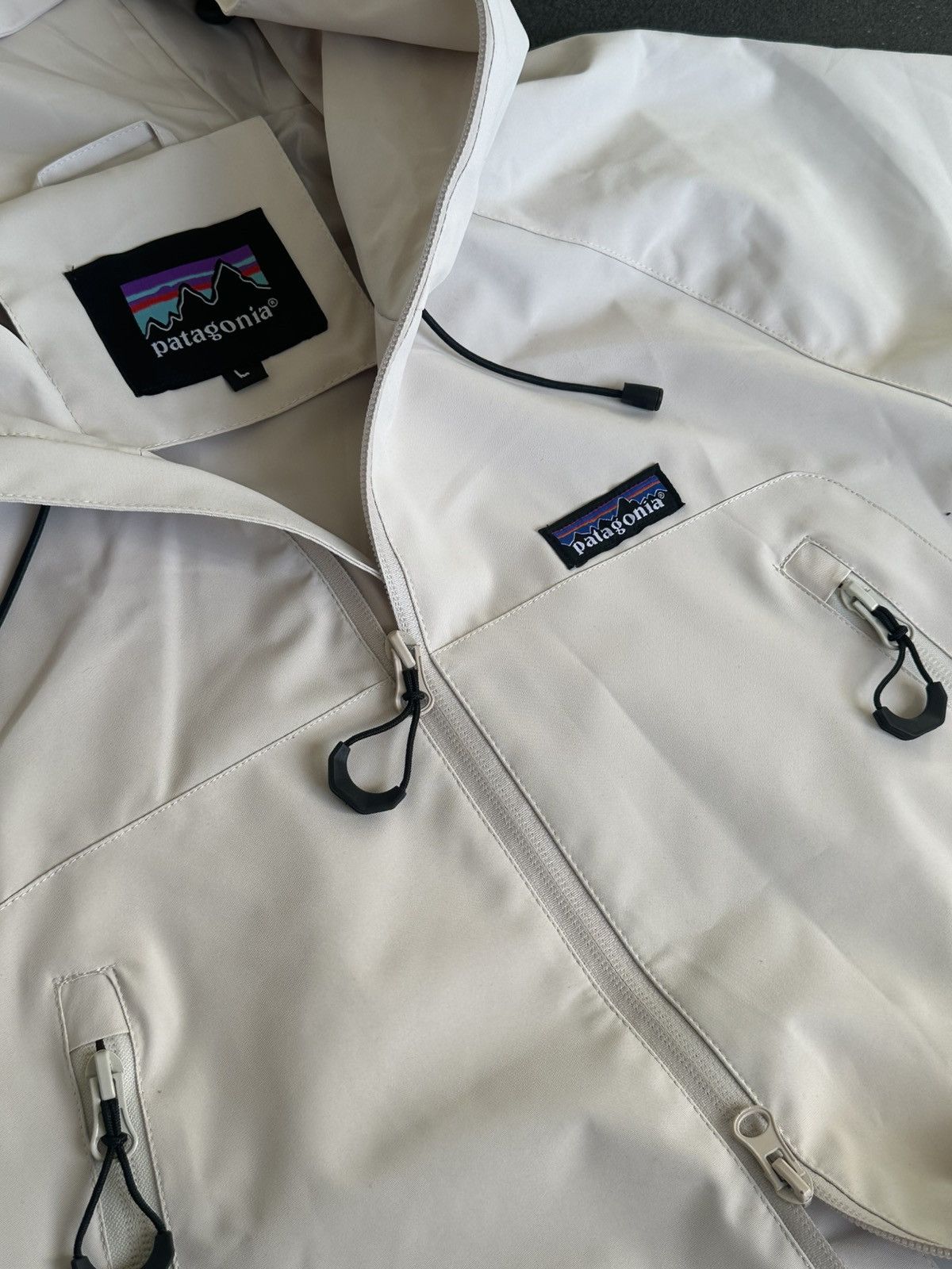 Patagonia Patagonia Vintage raincoat Size US L / EU 52-54 / 3 - 5 Thumbnail