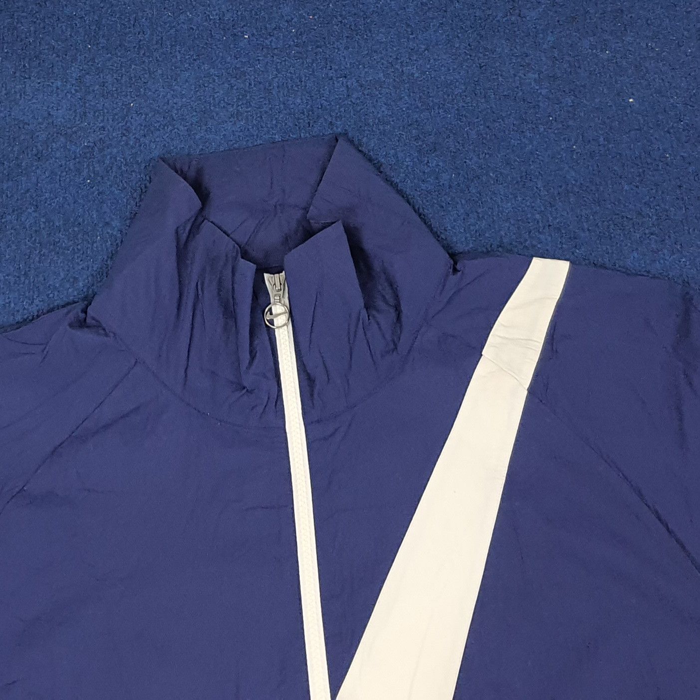 Nike × Vintage Vintage Nike Training Sports Jacket C229N22 Size US XL / EU 56 / 4 - 2 Thumbnail