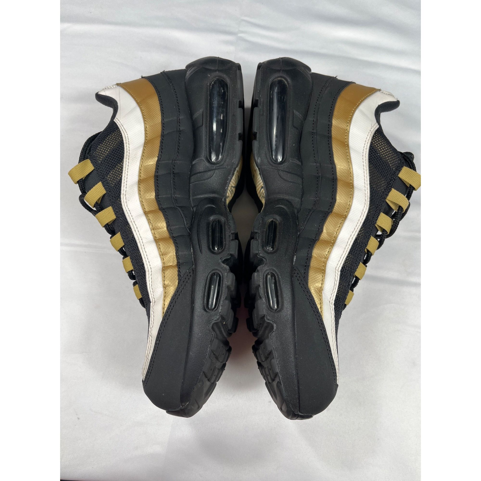 Nike Nike Mens Air Max 95 OG Athletic Sneakers Size 10.5 SKU 7375 Size US 10.5 / EU 43-44 - 2 Thumbnail
