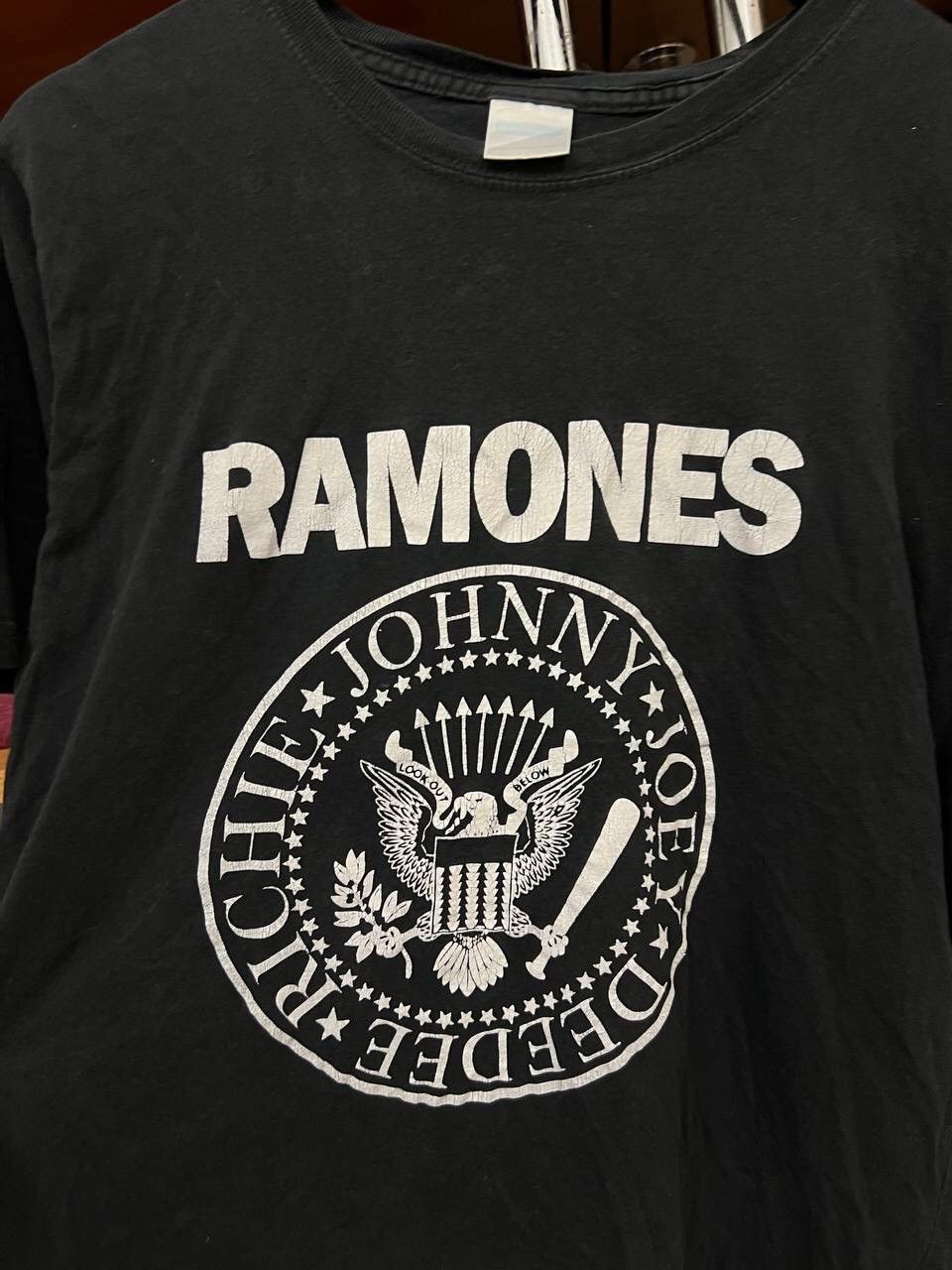 Band Tees Ramones 2000s Vintage rock band tee Size US M / EU 48-50 / 2 - 5 Thumbnail