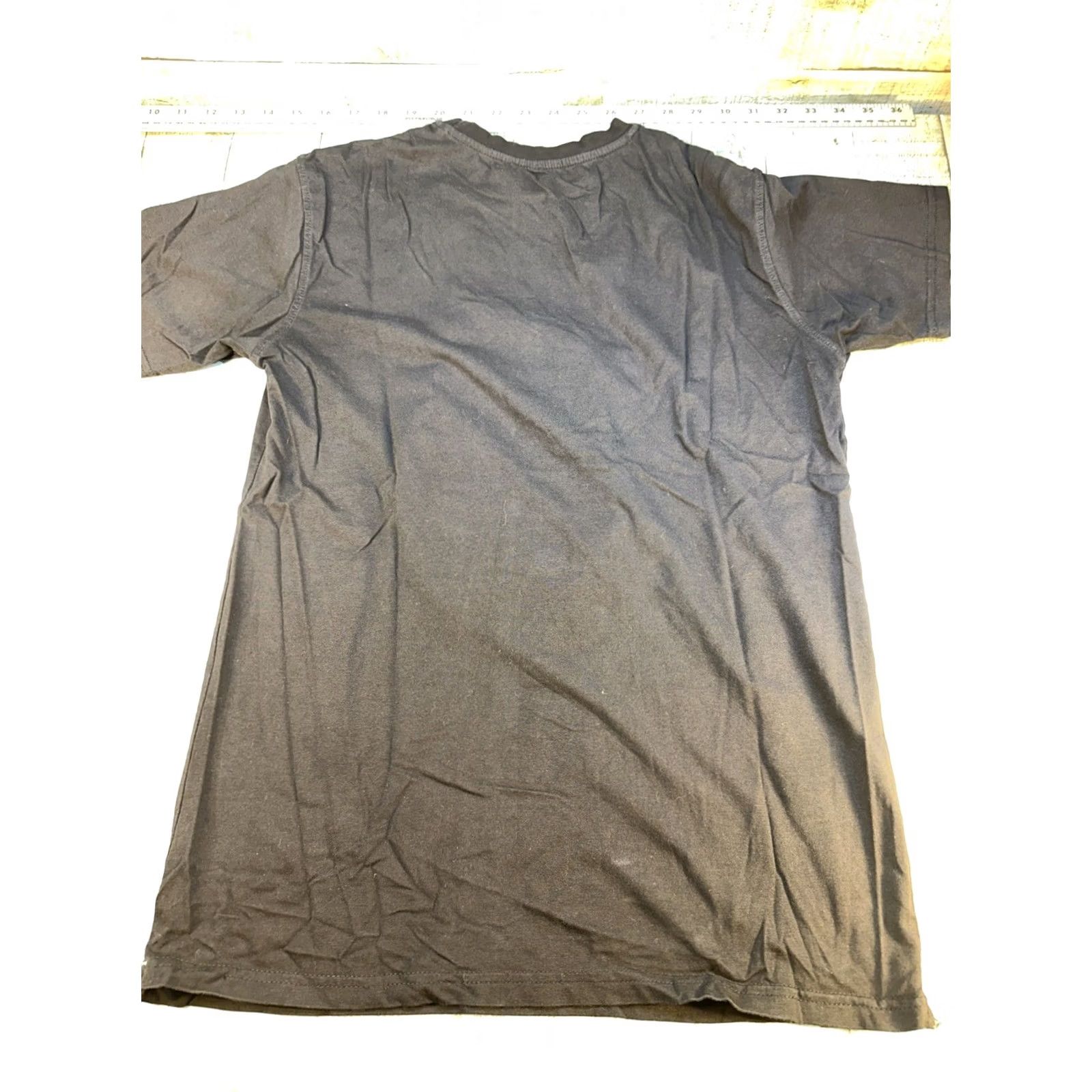 Vintage VINTAGE? Bleeker Hood Crown Bear Graphic T-Shirt Black Small Men T-Shirt Hooded Bear Streetwear Mens Shirt Small Black Bear Graphic Tee Size US S / EU 44-46 / 1 - 4 Thumbnail
