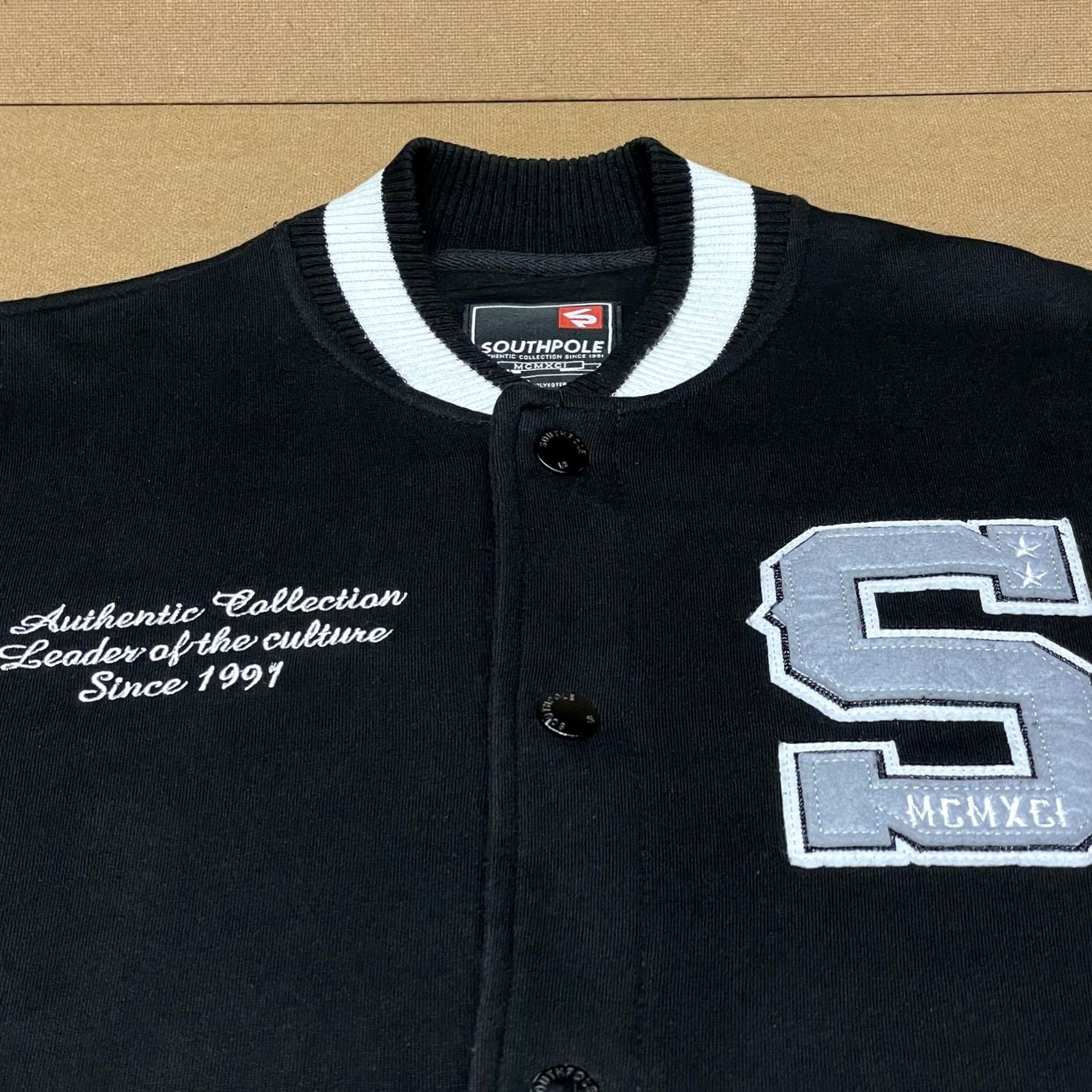 Southpole Southpole Jacket Mens XL Black Gray Varsity Letterman Snap Front Bomber S Patch Size US XL / EU 56 / 4 - 4 Thumbnail