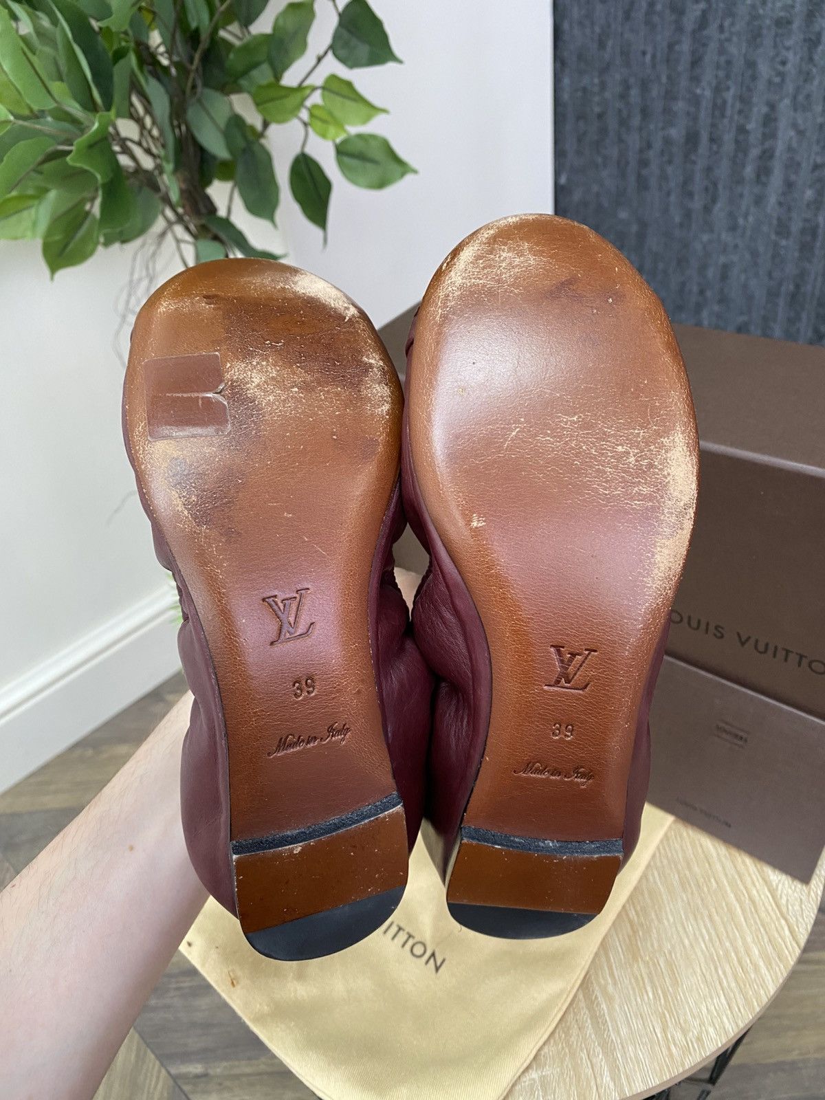 Louis Vuitton Vintage Louis Vuitton Maroon Leather Reptile Ballet Flats Size US 9 / IT 39 - 16 Thumbnail