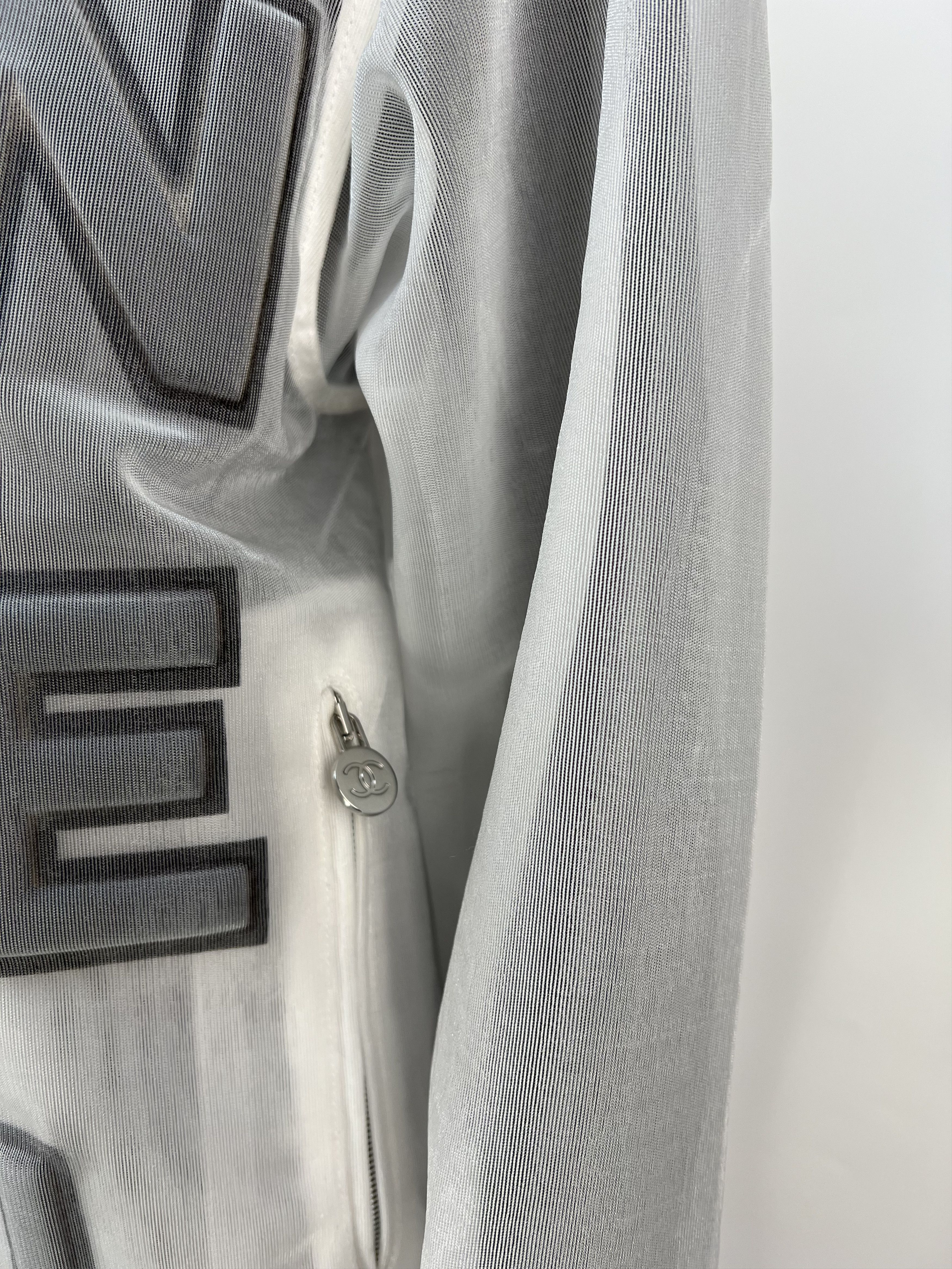 Chanel Chanel Logo Nylon Full Zip Hooded Jacket Size 36 Size XS / US 0-2 / IT 36-38 - 8 Thumbnail