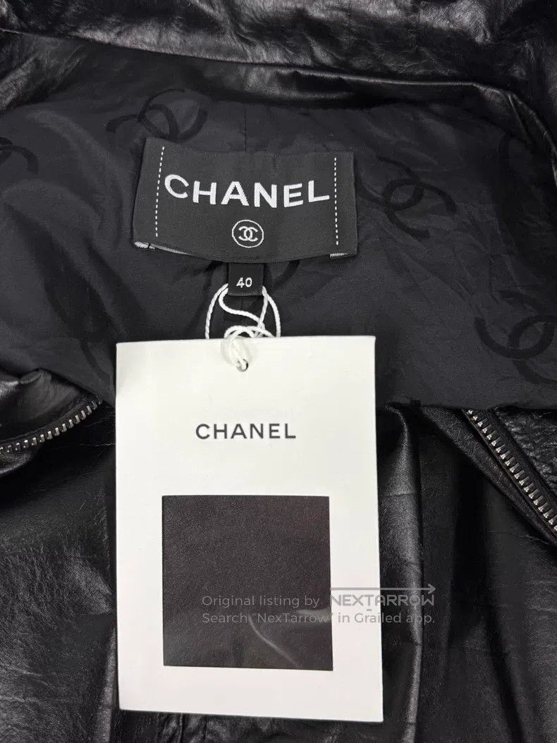 Chanel Chanel 23C black and white colour-matched calfskin vest Size S / US 4 / IT 40 - 3 Thumbnail