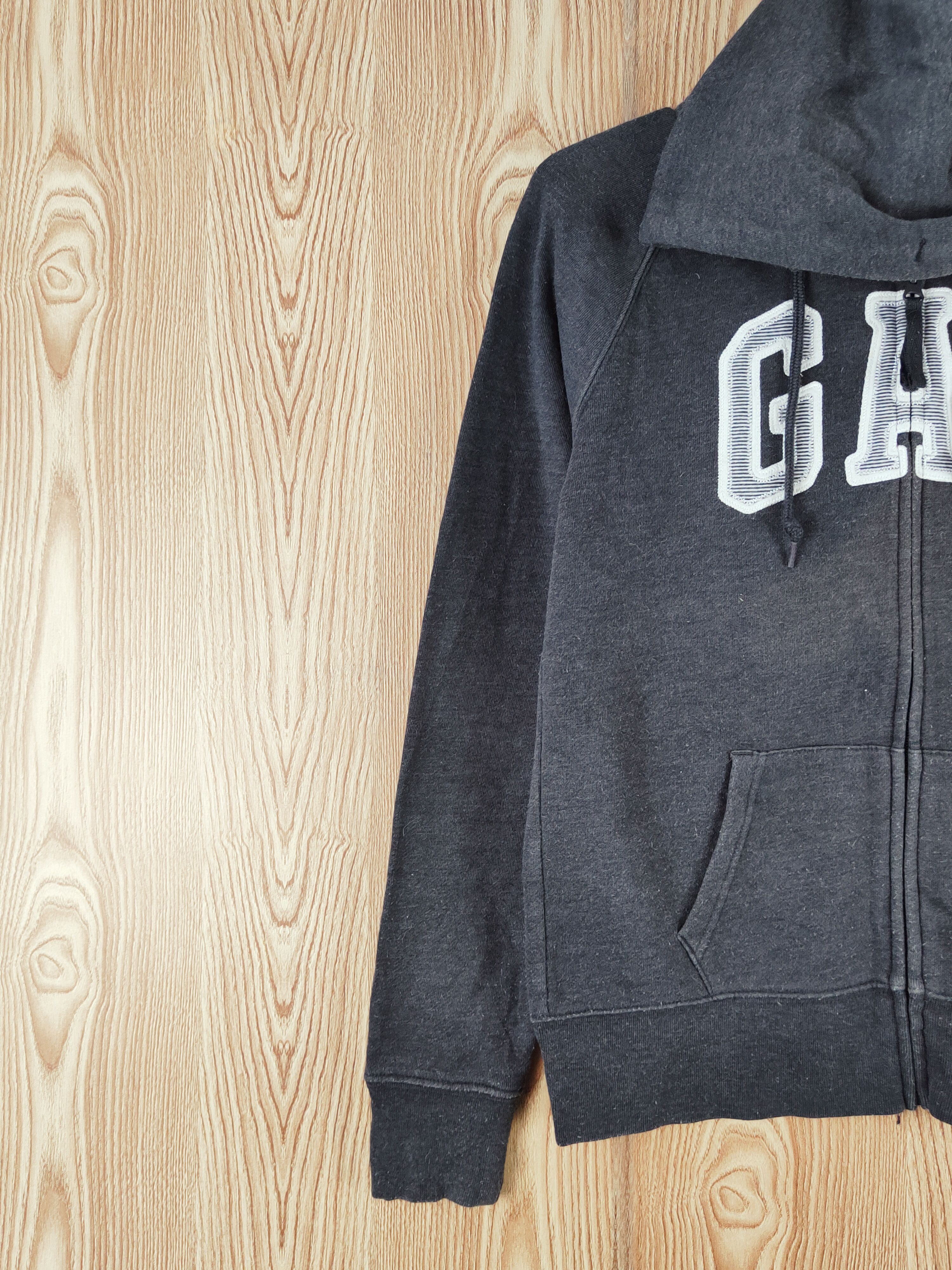 Gap Gap Black Faded Hoodie Sweaters #W049 Size US S / EU 44-46 / 1 - 4 Thumbnail