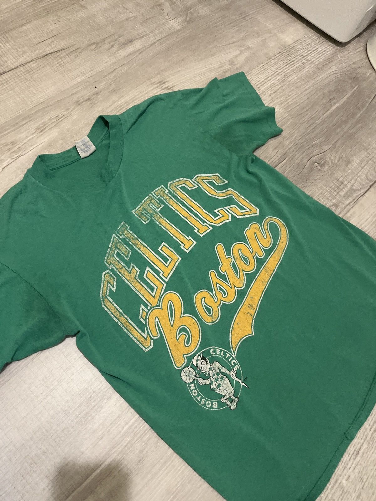 NBA × Vintage Vintage 80s/90s Boston Celtics Tee Size US M / EU 48-50 / 2 - 2 Thumbnail