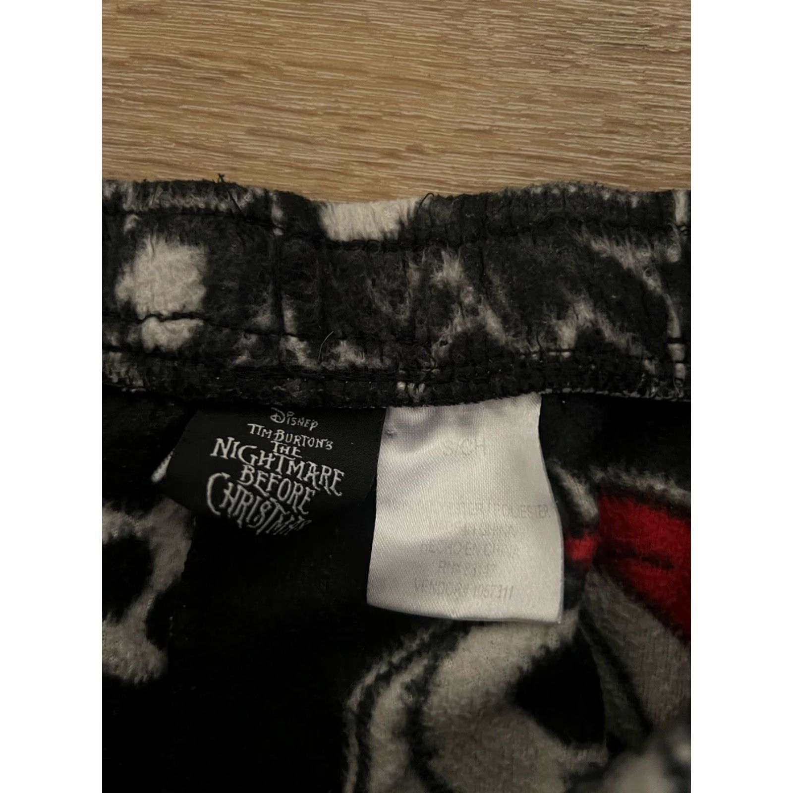 Disney Nightmare Before Christmas Womens Black Fleece Pajama Pants Size S Size 28" / US 6 / IT 42 - 3 Thumbnail