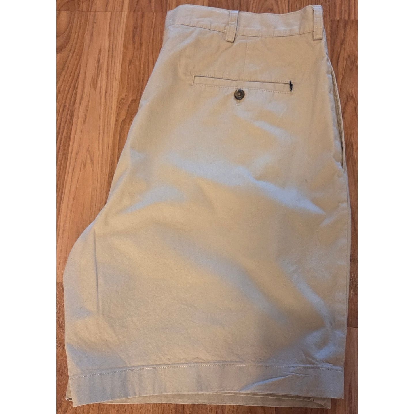 Brooks Brothers Brooks Brothers Khaki Shorts - Men's Size 40 Size US 40 / EU 56 - 4 Thumbnail