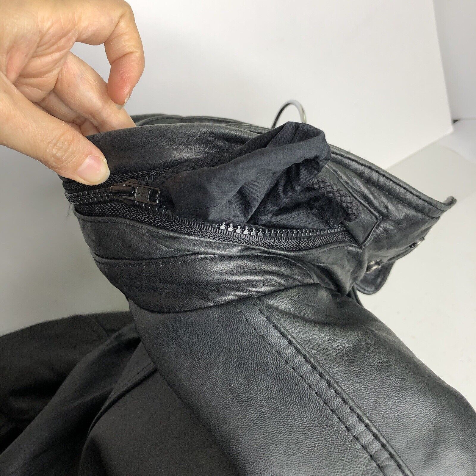 Andrew Marc Andrew Marc Black Soft Leather Jacket Sz L Elbow Patches Size US L / EU 52-54 / 3 - 15 Thumbnail