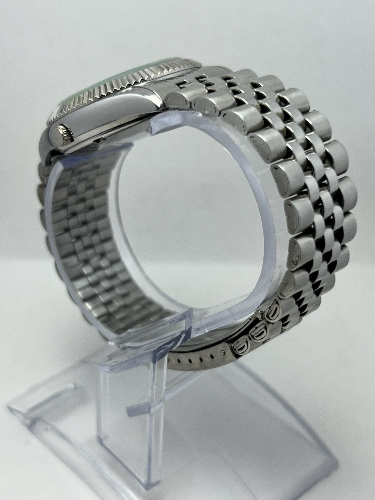 Seiko Seiko DX Automatic Fluted Bazel Day/Date Japan Size 36 - 10 Thumbnail
