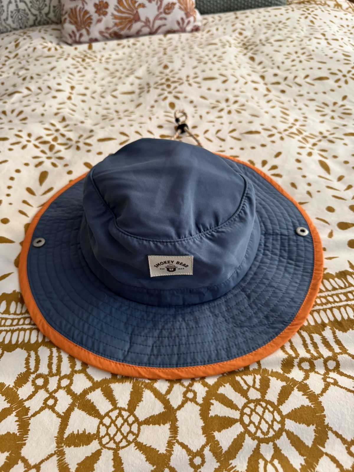 Mad Engine Smokey Bear Official Reversible Bucket Hat / Booney Hat Size ONE SIZE - 2 Thumbnail