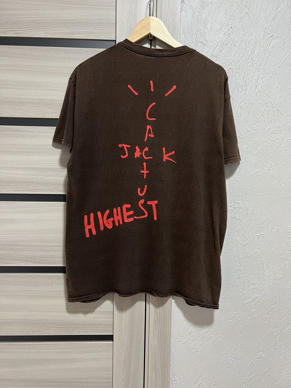 Jordan Brand × Travis Scott Travis Scott Jordan Cactus Jack Highest Tee Brown L Size US L / EU 52-54 / 3 - 15 Thumbnail