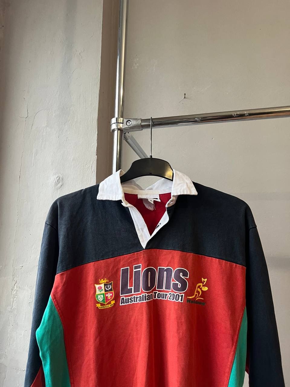 Vintage 2001 LIONS AUSTRALIAN TOUR X WALLABIES SPECIAL RUGBY SHIRT S Size US S / EU 44-46 / 1 - 3 Thumbnail