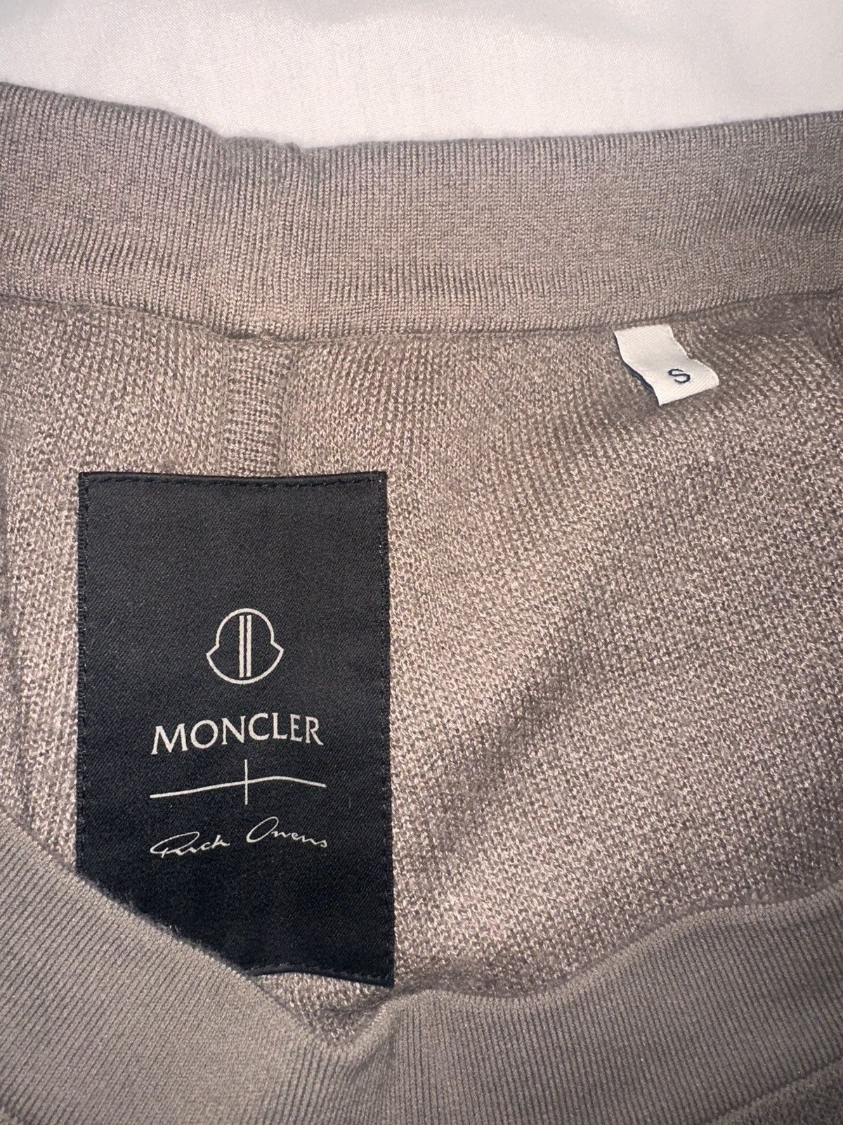 Moncler × Rick Owens Rick Owens Taupe Moncler Edition Cashmere Sisy Shorts Size US 30 / EU 46 - 2 Thumbnail