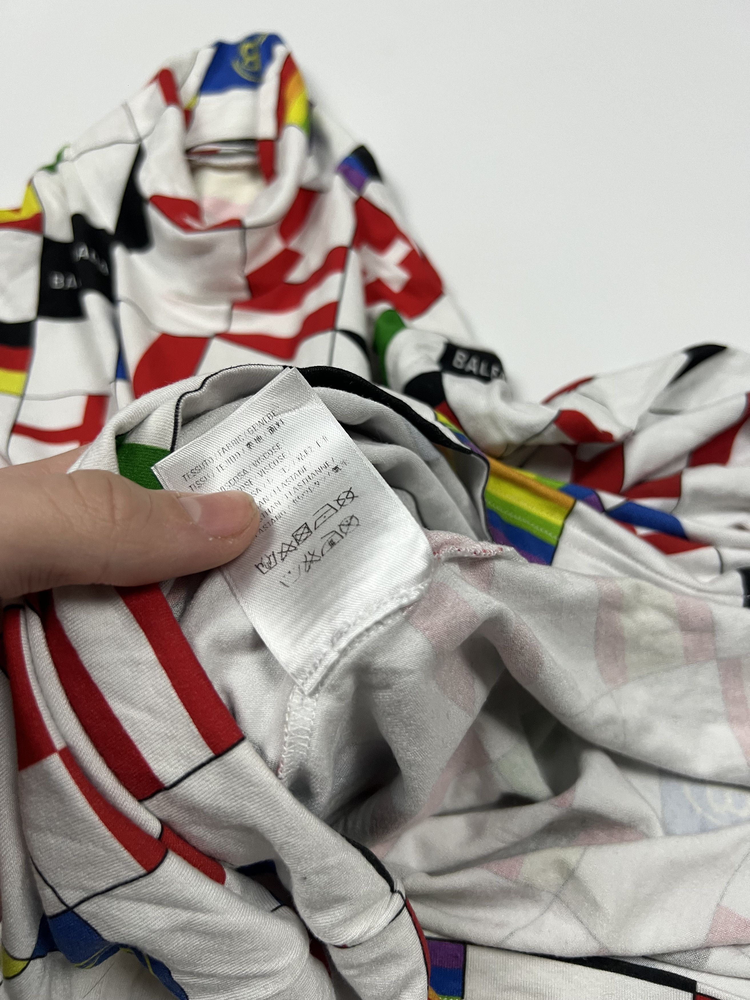 Balenciaga balenciaga countries LGBT size S legit Size S / US 4 / IT 40 - 5 Thumbnail