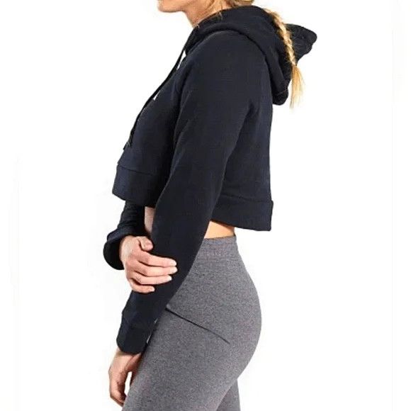 Gymshark Logo Cropped Crest Hoodie Active Athletic Comfy Workout Size S / US 4 / IT 40 - 5 Thumbnail