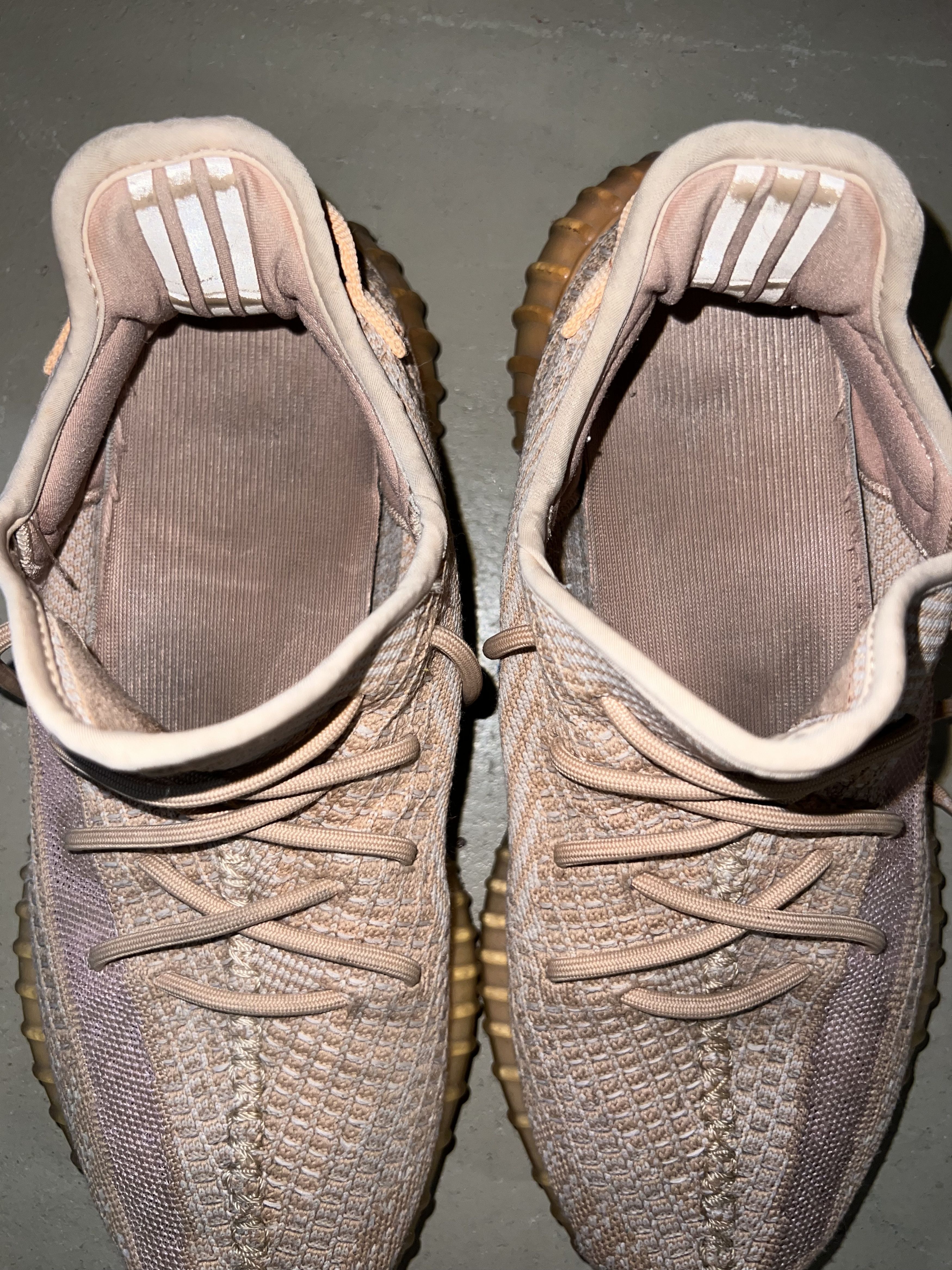 adidas Yeezy Boost 350 V2 Clay