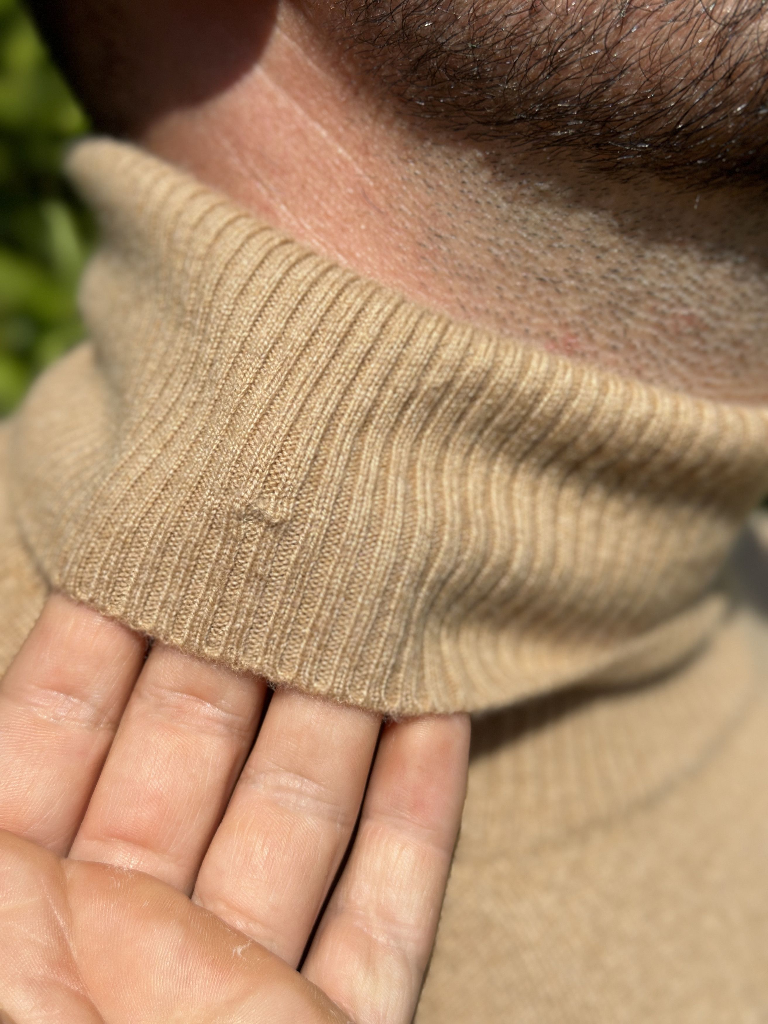 Brioni Cashmere Brioni Solid Light Turtle Neck Size 2XL Slim Fit Size US XXL / EU 58 / 5 - 9 Thumbnail