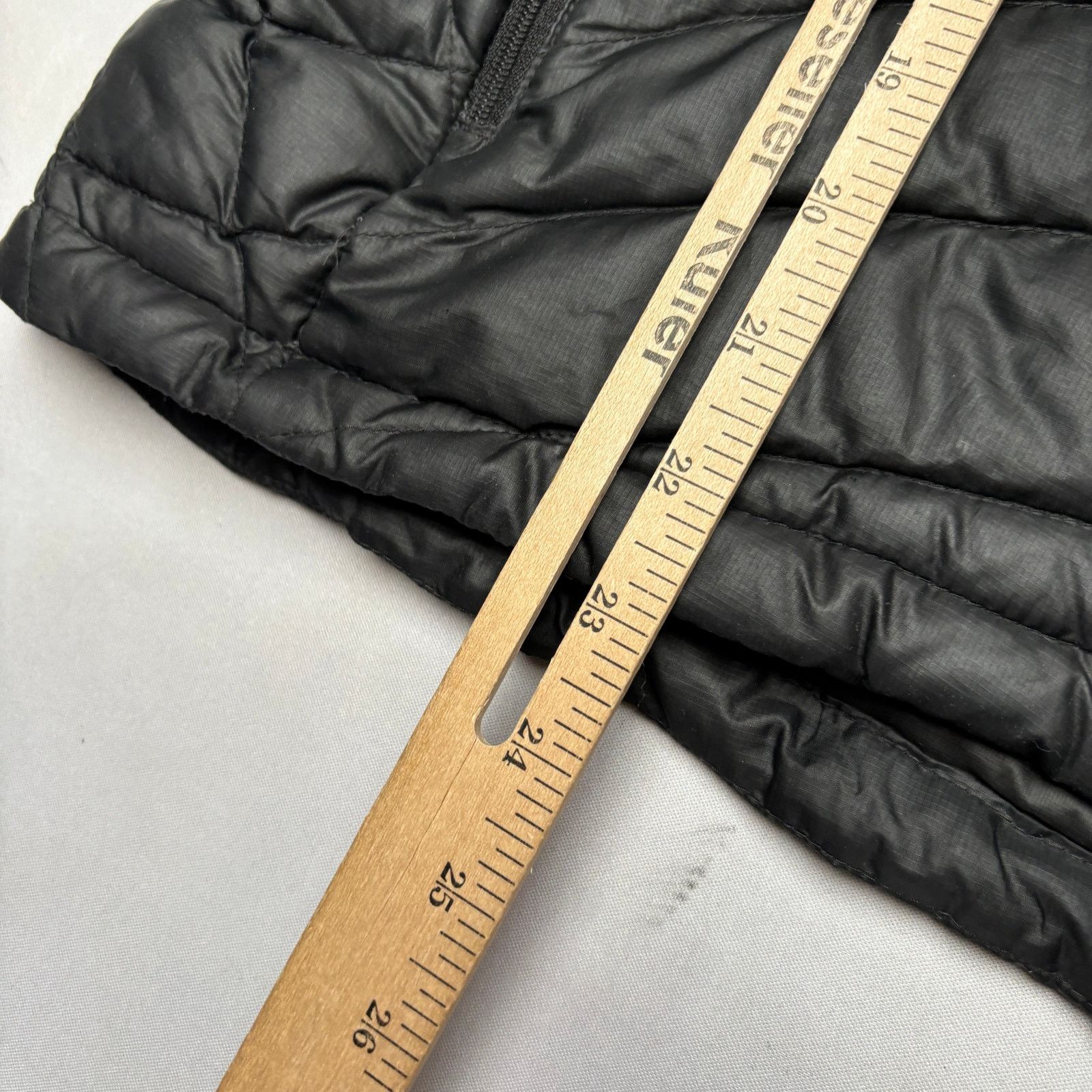 Patagonia Girls S2 HBO Cast Crew Patagonia Down Jacket Sm Lena Dunham Size S / US 4 / IT 40 - 8 Thumbnail