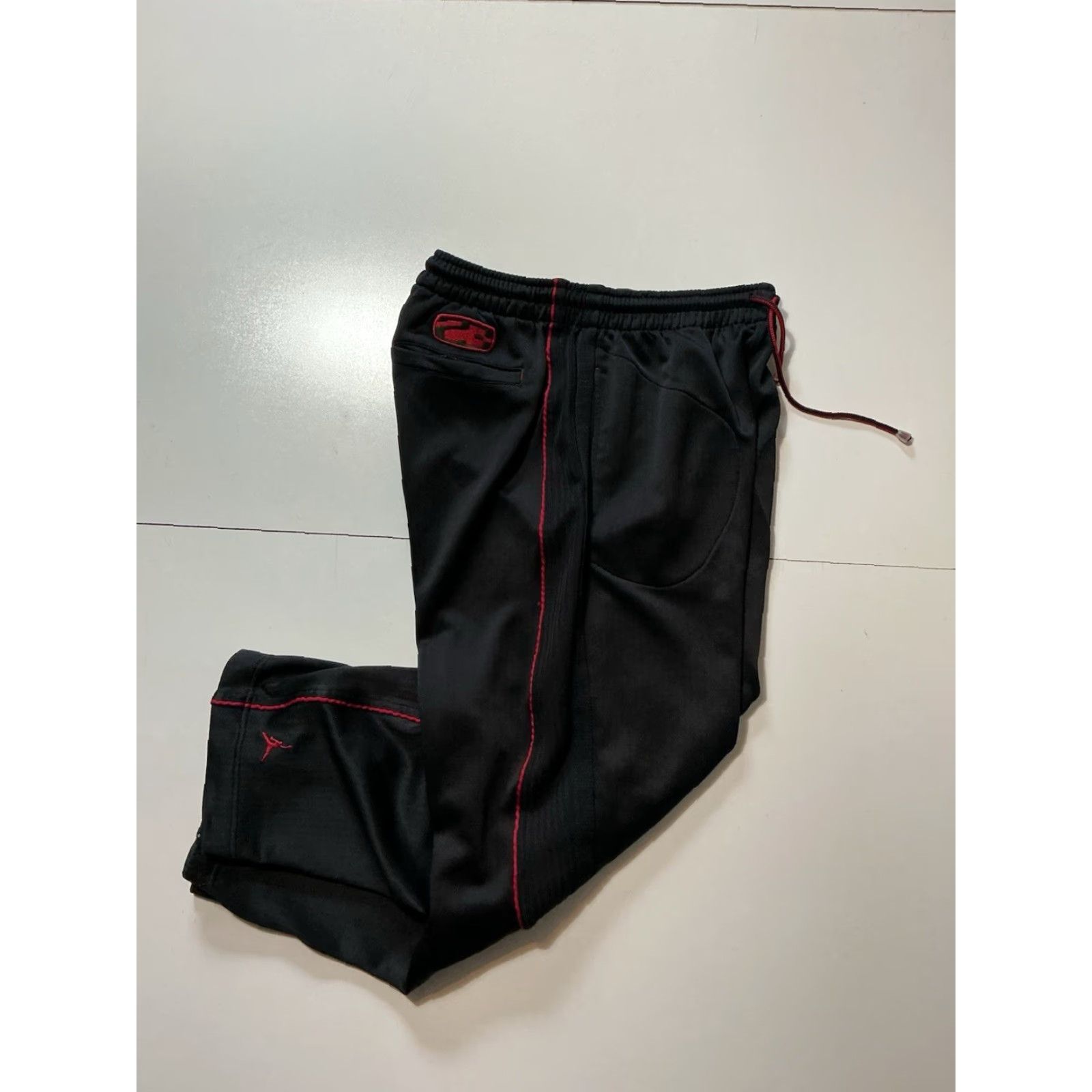 Jordan Brand VINTAGE Air Jordan Track Pants Sz. L Black Red Striped Jumpman 23 Mens Pants Warm Up 90s 00s Size US 33 - 2 Thumbnail