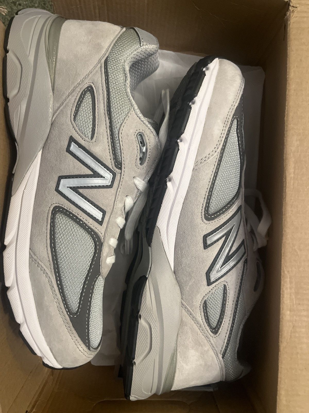 New Balance New Balance 990v4 2016 Size 10.5 Grey/Castlerock Size US 10.5 / EU 43-44 - 2 Thumbnail