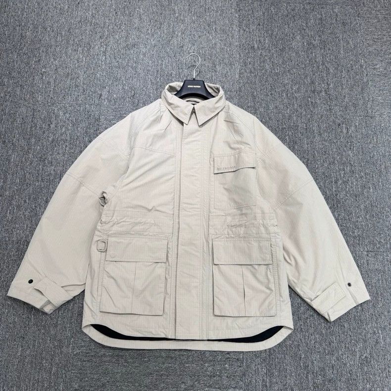 Balenciaga Balenciaga size 34 Multi-pocket embroidered monogram jacke Size US XS / EU 42 / 0 - 1 Thumbnail