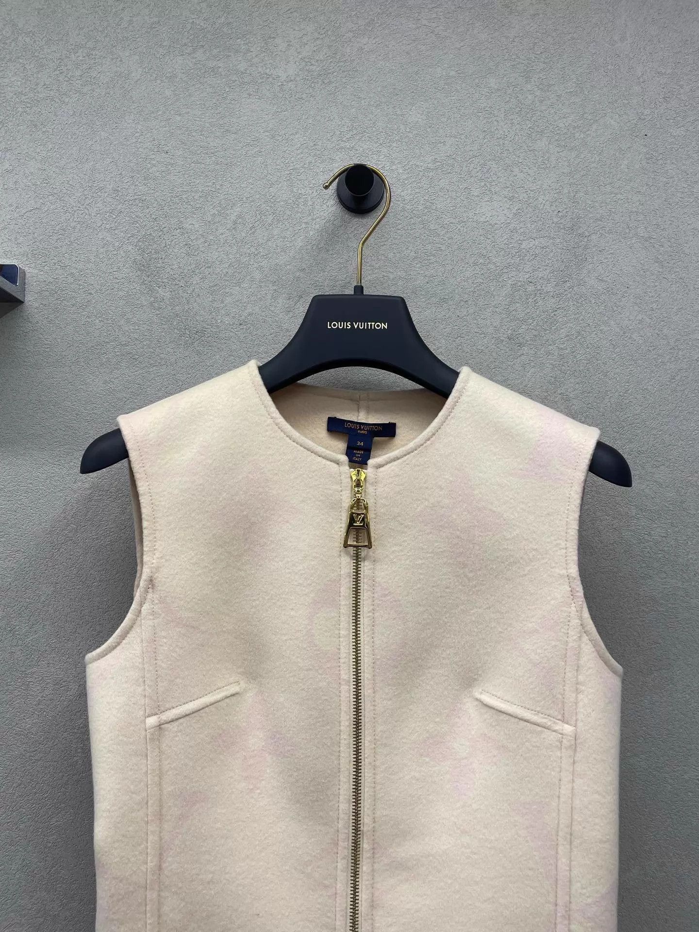 Louis Vuitton LV Sleeveless Wool Crewneck Zip-Up Dress Women's Size XS / US 0-2 / IT 36-38 - 4 Thumbnail