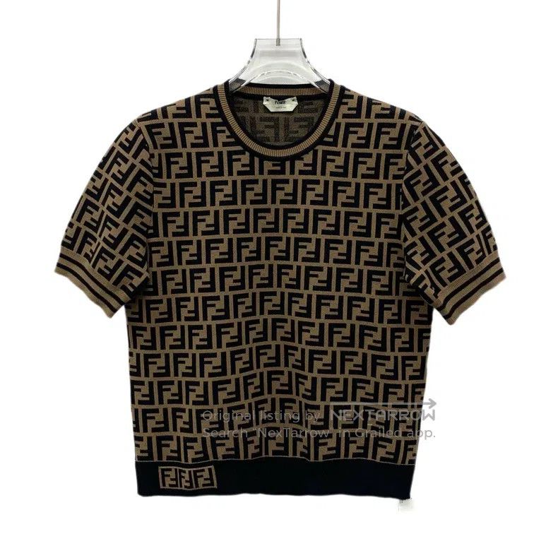 Fendi Fendi Deep brown logo letter full print round neck short s Size S / US 4 / IT 40 - 1 Thumbnail