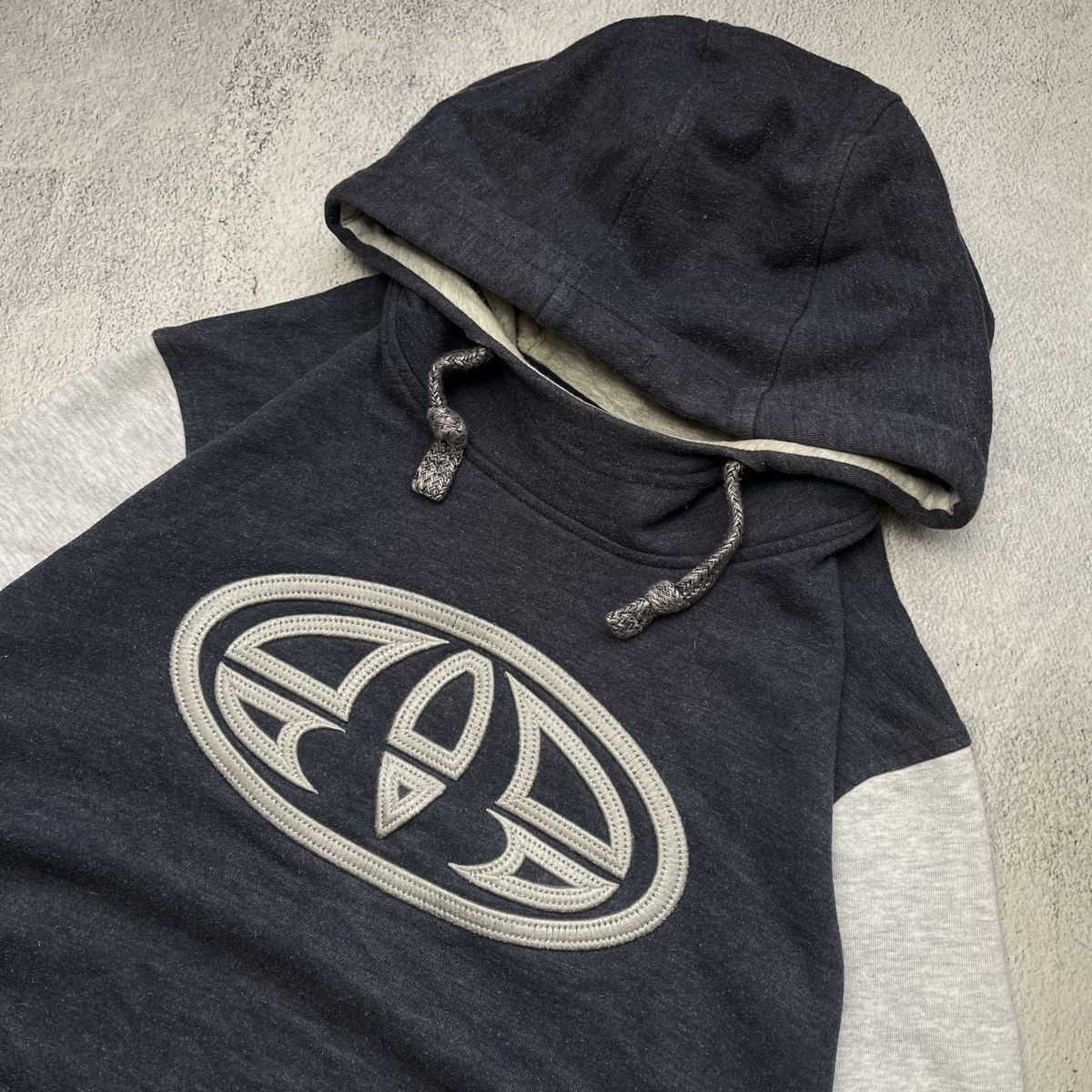 Vintage Vintage Animal Genuine Product y2k big logo hoodie Size US M / EU 48-50 / 2 - 3 Thumbnail